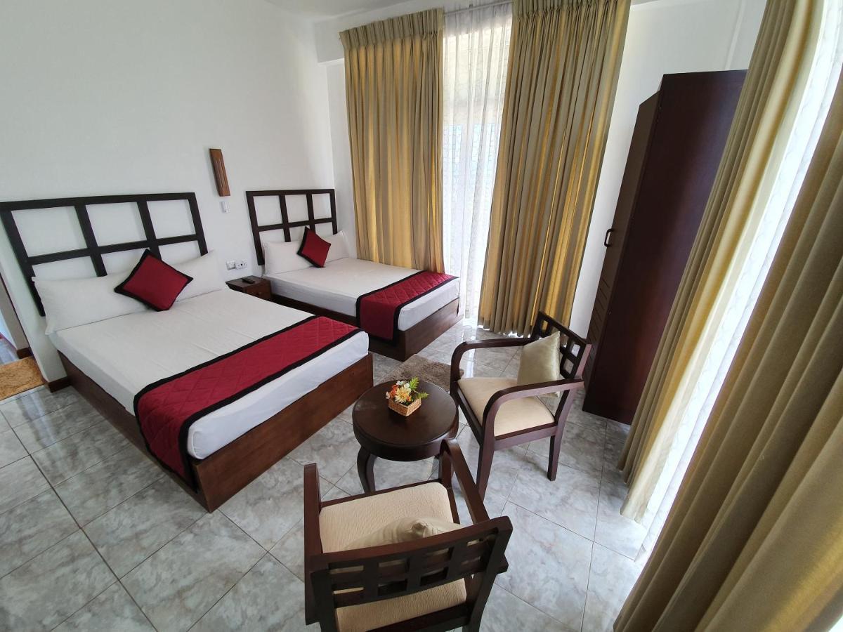 Tranquil Villa นูวาราเอลิยา ภายนอก รูปภาพ
